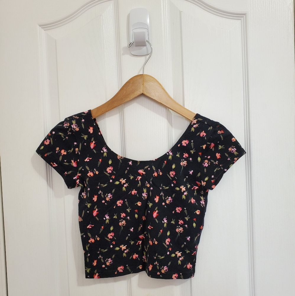 Garage Floral Ballerina Cropped Tee